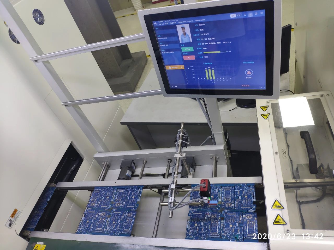 5f913ce6e2ce5.jpg 4.jpg