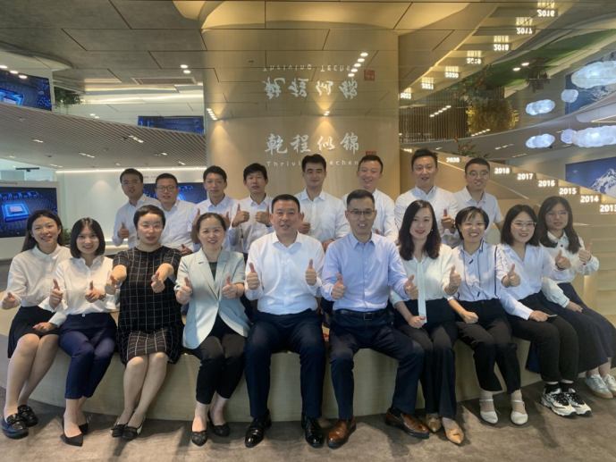 635213a41cfc6.png 77.png