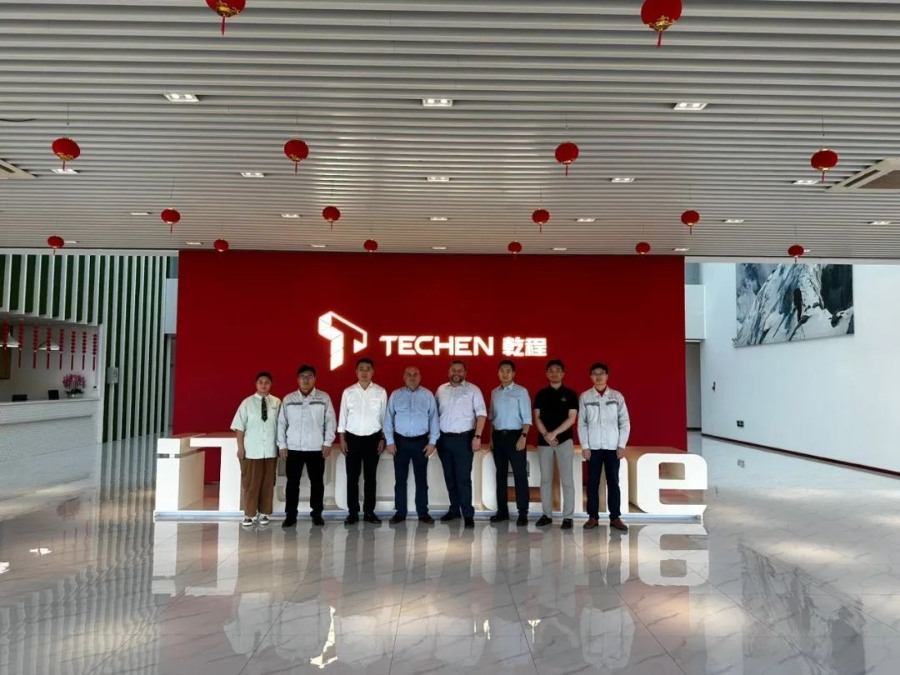 652266870aae9.jpg 6.jpg