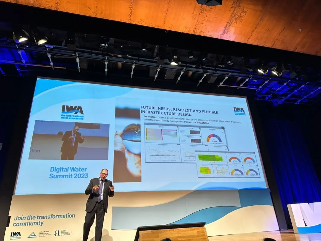 6576cef420006.jpg 2.jpg